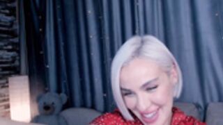 Katrinpolly Simulates POV Being Fucked On Her Back