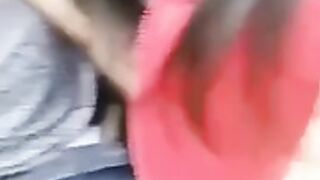 Novinha chinesa sentando no pau até gozar