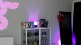 DelightfulHug - public cum - 20211009