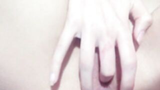 Cawila Ribeiro masturbating