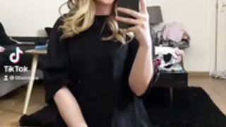 Lillieinlove - TikTok - Cutie teen with a perfect body