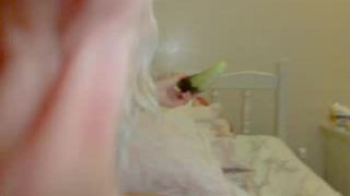 Khaleesii anal cucumber