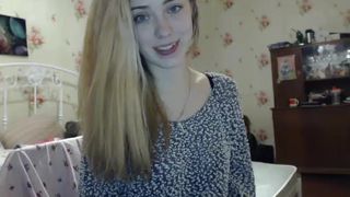 hottykissy33, teen, stripping, flashing