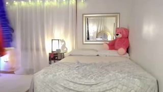 Amyvalentine supergirl