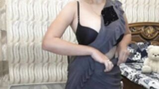 Savycute pussy play with vibrator