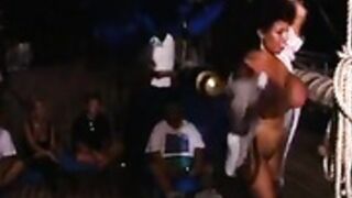 Angelique Dos Santos