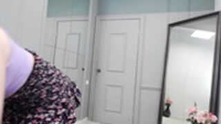 adelewilson__ flashed panties