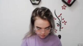 krisone_  scamgirl