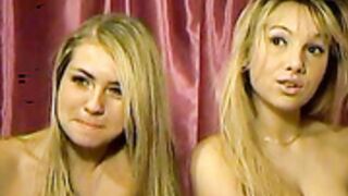 Mimi and lara old peekshows 2