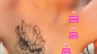 cnlk pussy closeup