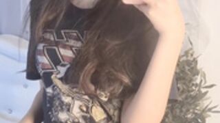 IsabelleHaris Kiss 1 OnlyFan