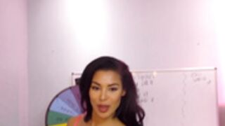 olivia Berzinc boobs