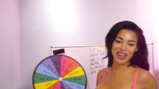 olivia Berzinc boobs