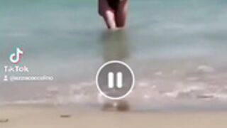 Huge Tits Candid Beach 2