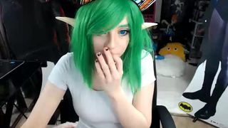 goldengoddessxxx, elf cosplay, naked, green hair