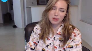 Watch bellecurve's Chaturbate webcam recording - Jan 27th 2017