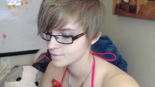 Uniicorn Spreads Butt and Pussy