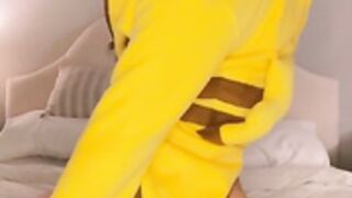 whoahannahjo pikachu solo