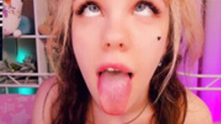 Annbarby (2021-05-15_20.46) WebCam-RiP