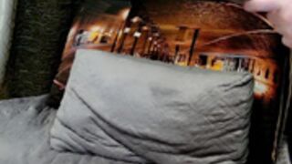 IvettaShine 2021-11-25_11-24-38 трахает себя и танцует