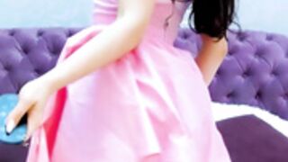 gabby_reyes pink kitten gets slimy between hind paws