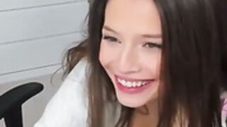 Alice_bane dildo & fingering