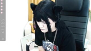 alexa_lexi_2021-07-02_06-15