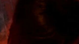 Chupandolo a poca luz