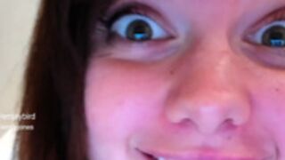 emilyjoneschat 2021-11-19 3/20