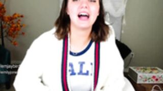 emilyjoneschat 2021-11-19 3/20