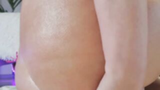 Imoan uen suk toys ass