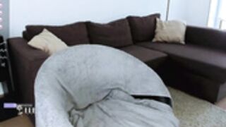 intrigueeme funny sceencap, seemingly short legs