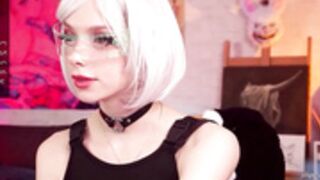 holliwould_ 04/10/21