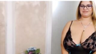 BustyGizelle 2021 10 02 08 56