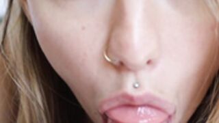 L1ly 1vy - Messy Blowjob in Amsterdam