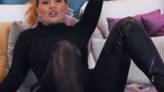 Leximoon in Black Boots Livejasmin