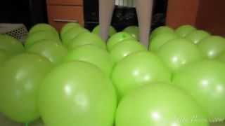 KATIEBANKS - BIRTHDAY BALLOONS
