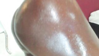 loliitabrown oil show