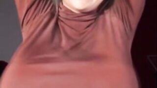 SL (Samanta Lilly) Breast Shaking