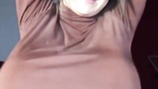 SL (Samanta Lilly) Breast Shaking