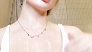 Peach jars, camel toe cum lube