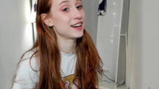 Purplebeawer topless