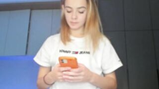 crazydaisy_-chaturbate-webcamshow-04-12-2021-13-05