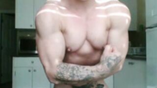pecs and biceps