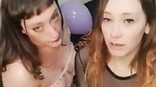 Lesbianas en un cumple 1