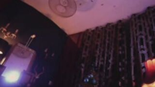 lucieoude_ mostrando el culo