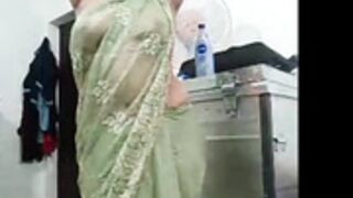 Rashmi sweet dance