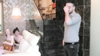Petite Nymphet MV The Babysitter: MMF Threesome