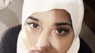 Blowjob hijab 1