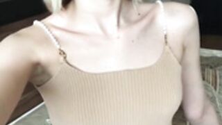 Alice 210515 0210 Masturbation